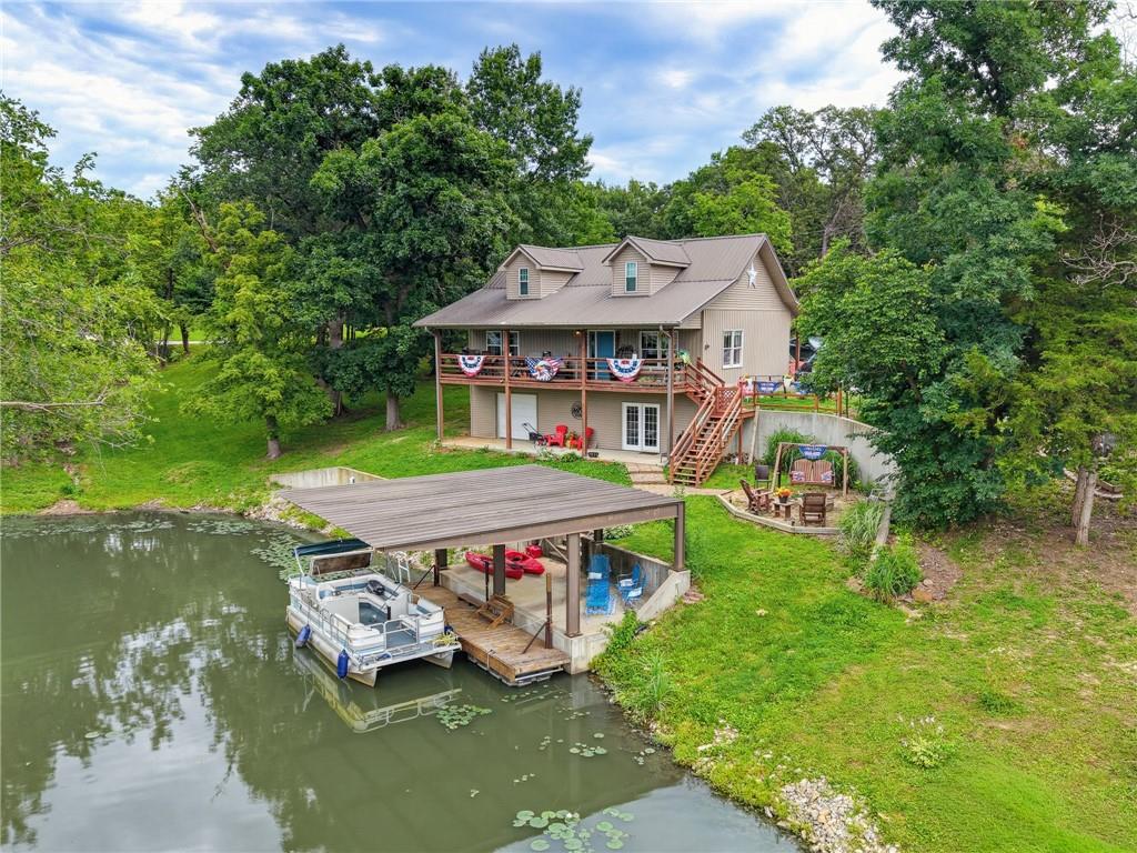 listing main picture