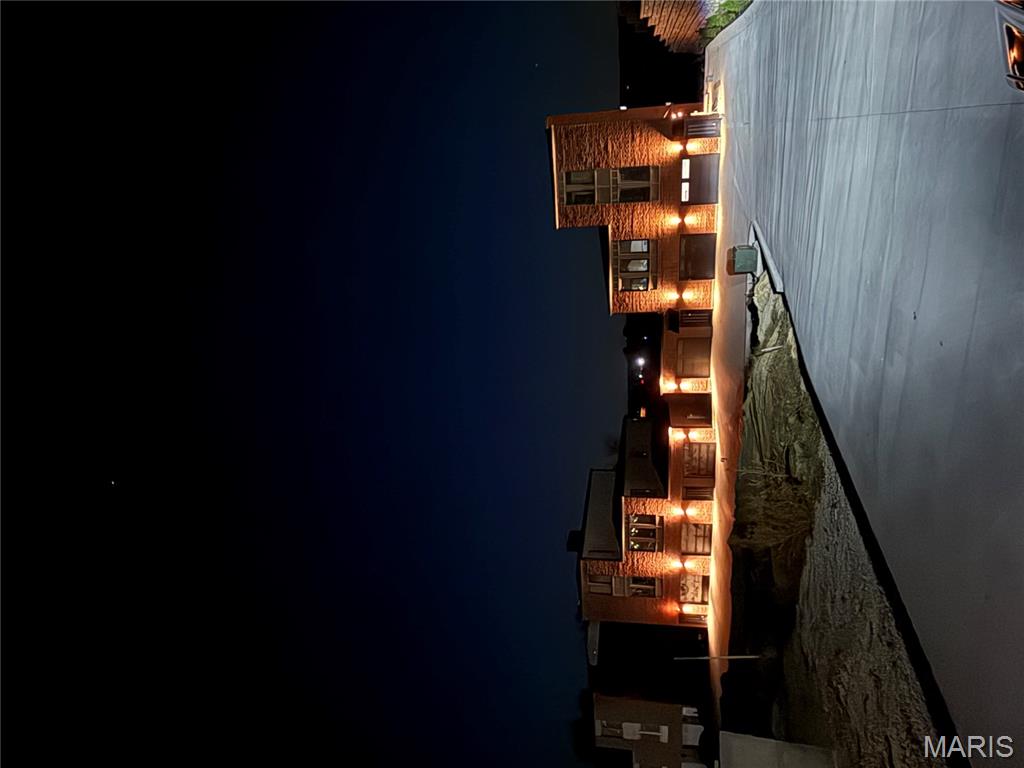 listing main picture