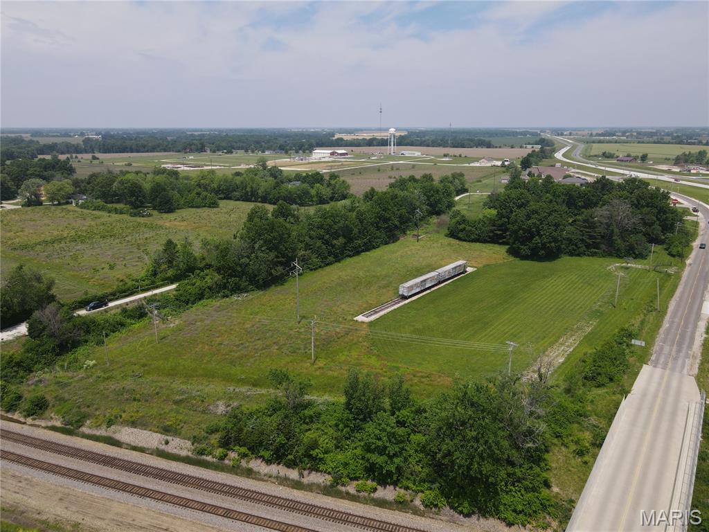 listing main picture