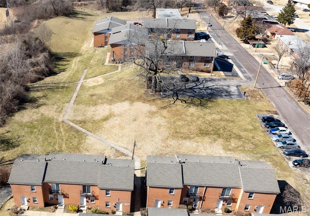 listing main picture