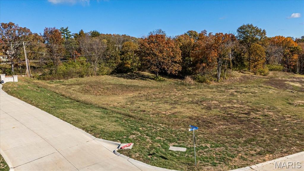 listing main picture