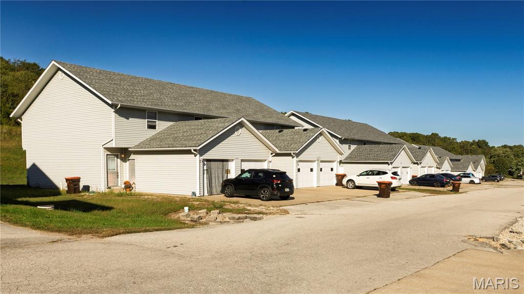 listing main picture