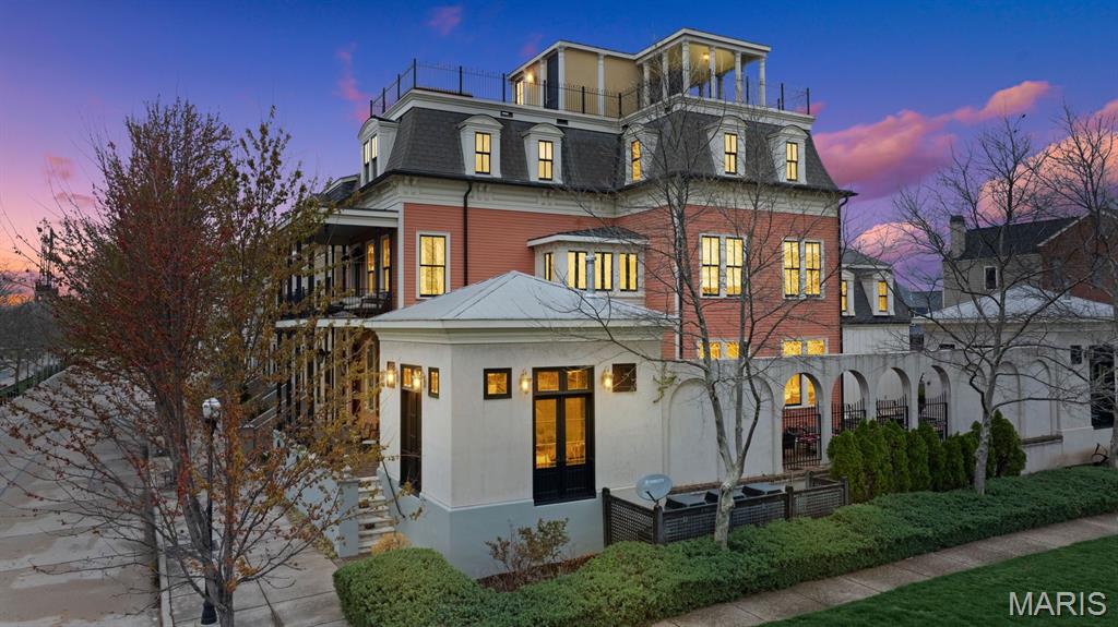 listing main picture