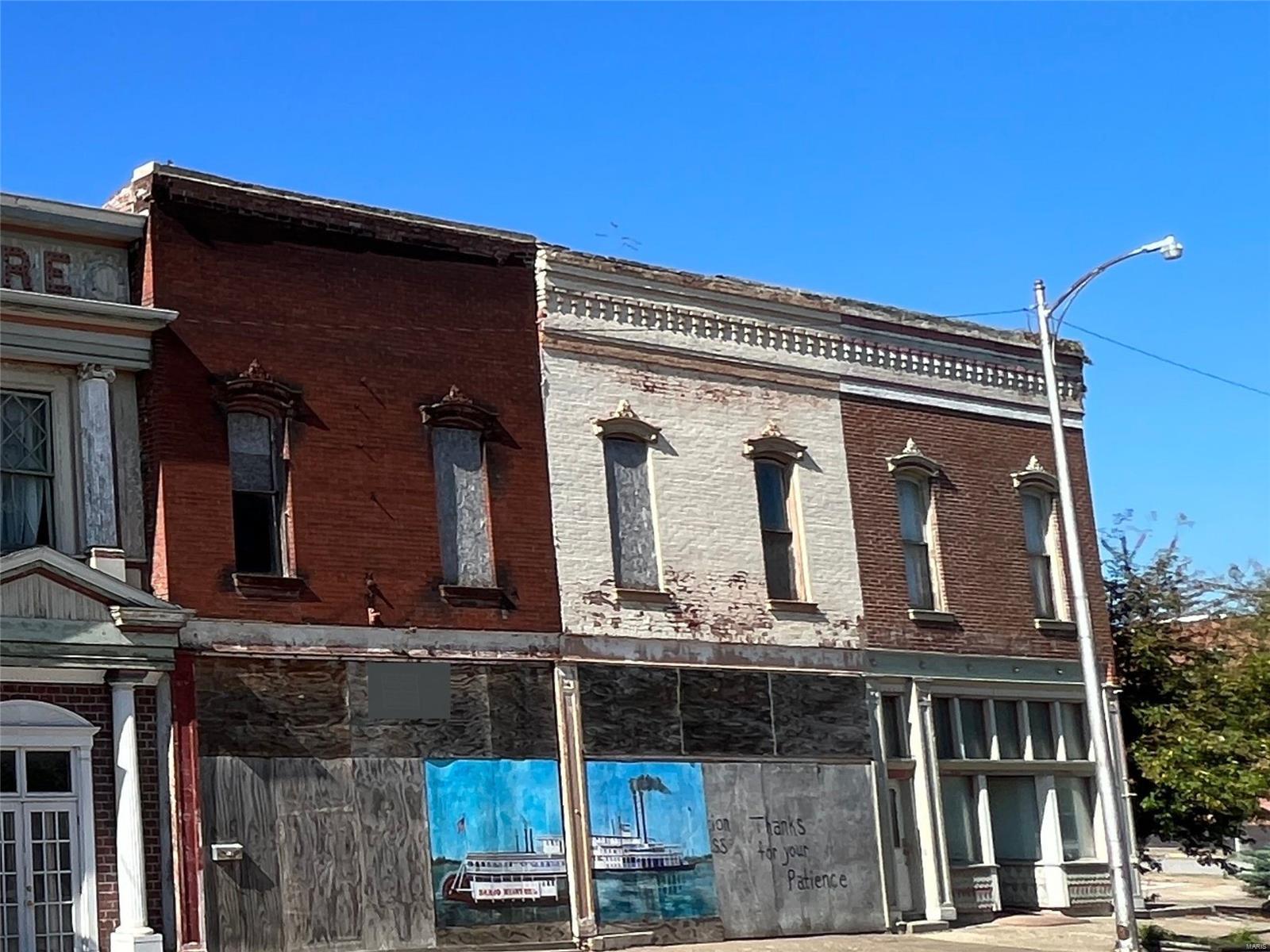 listing main picture