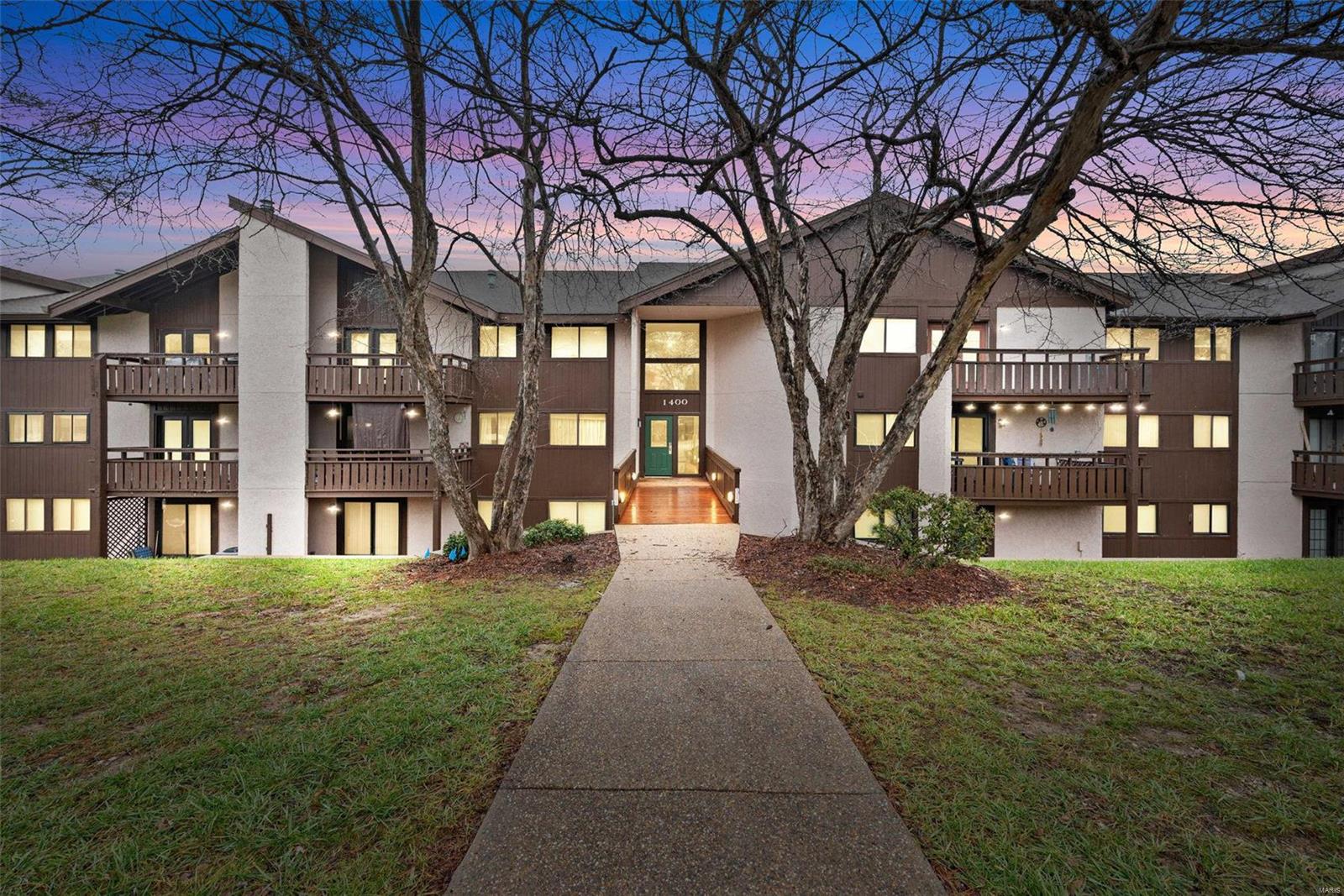 listing main picture