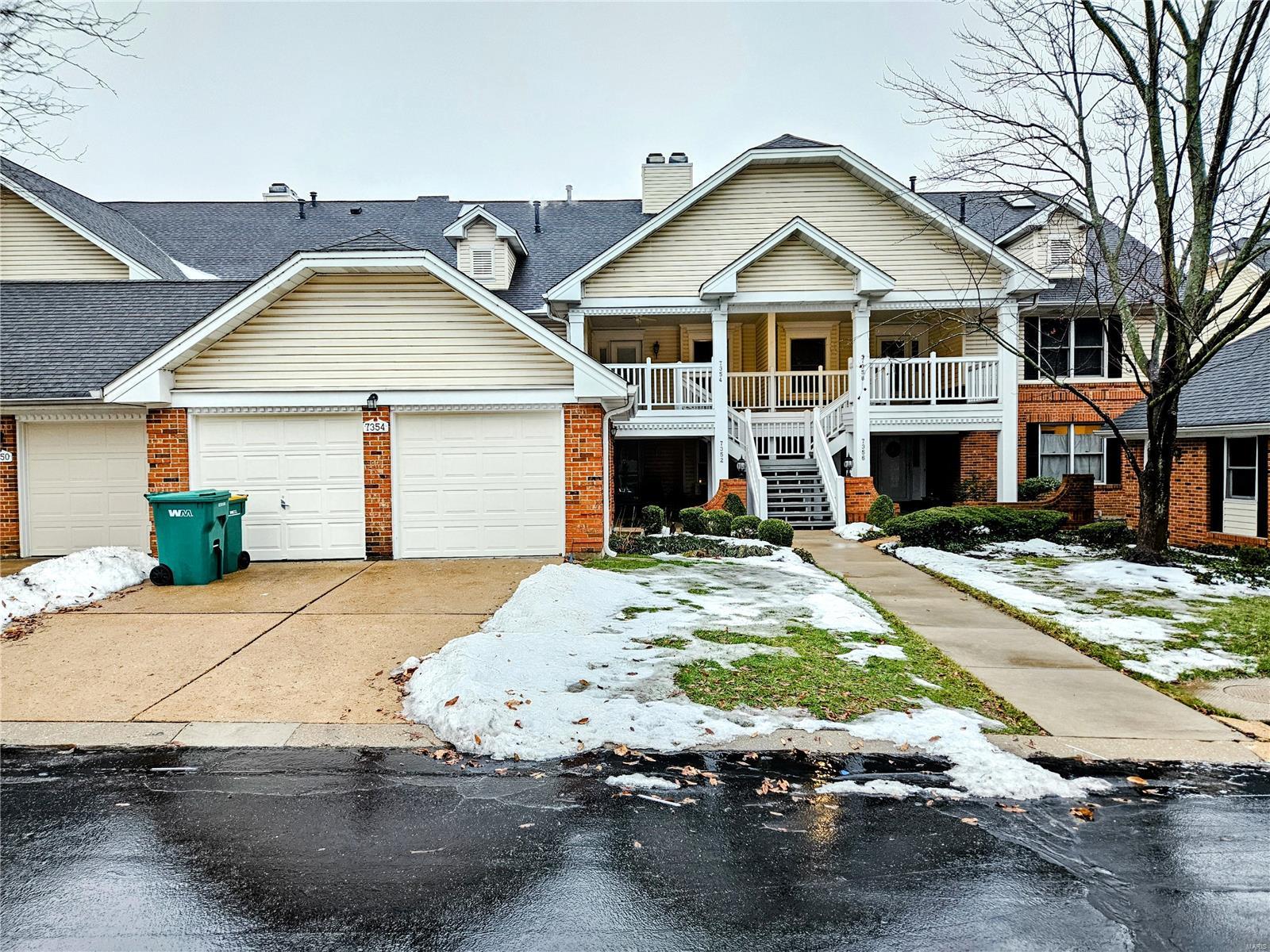 listing main picture