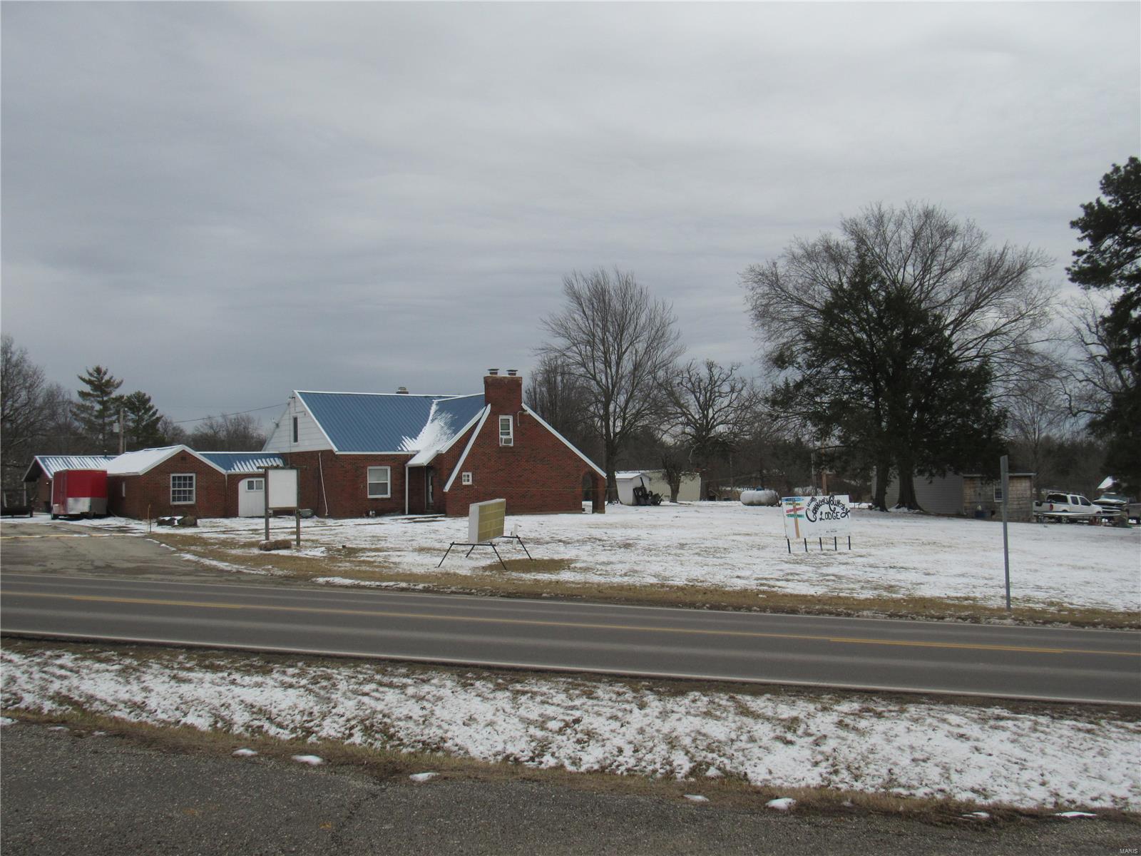 listing main picture