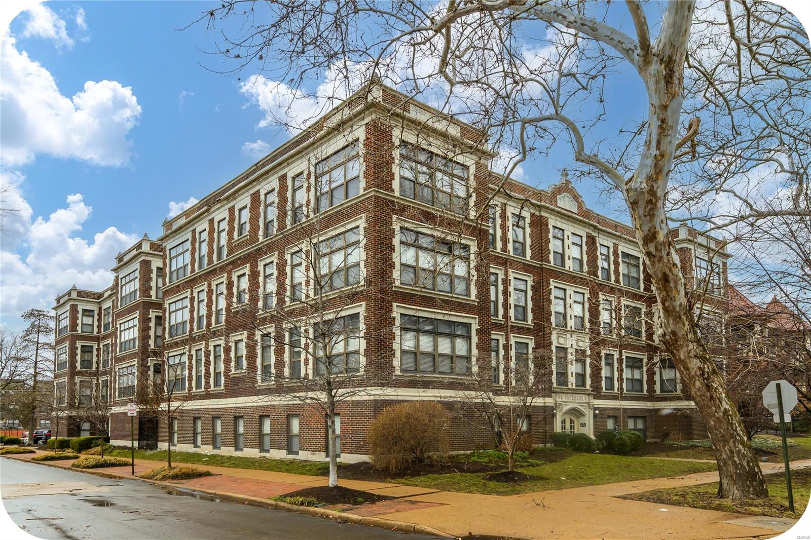 listing main picture