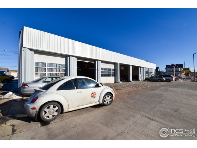 listing main picture