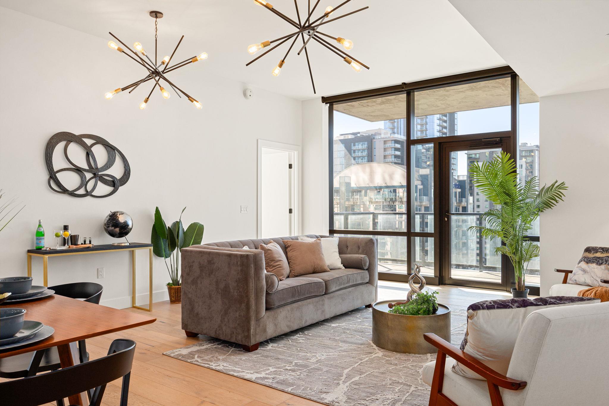 listing main picture