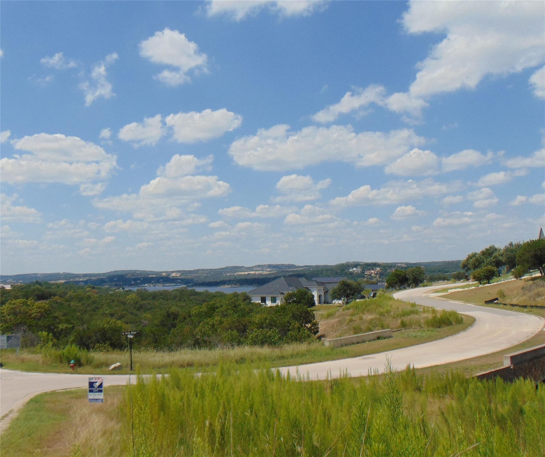 listing main picture