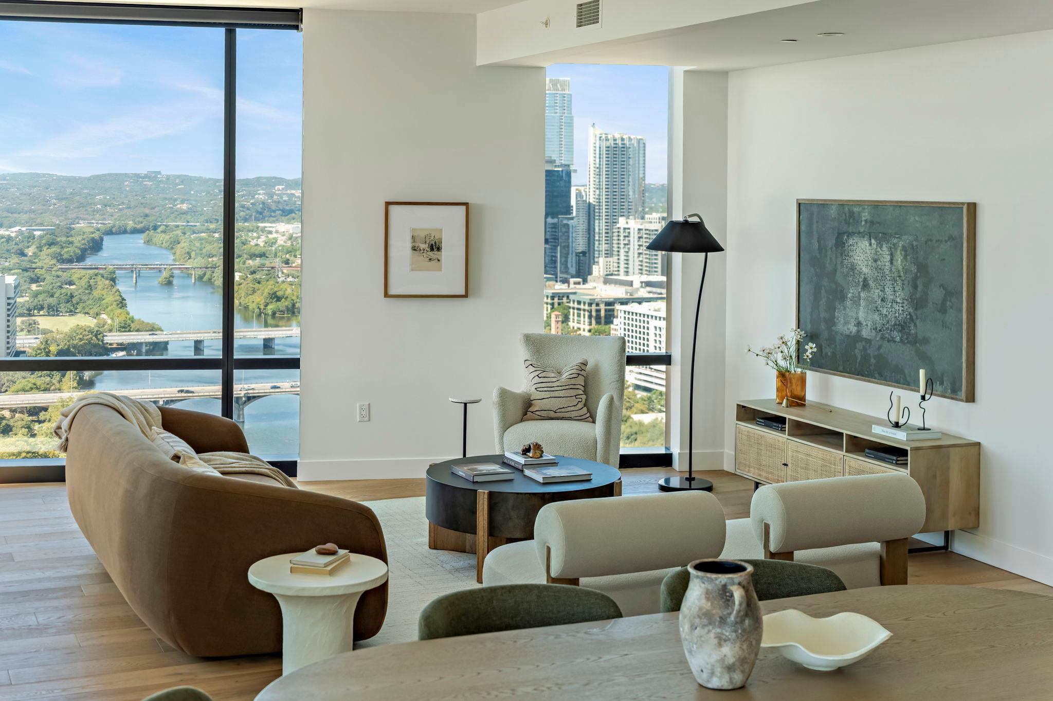 listing main picture