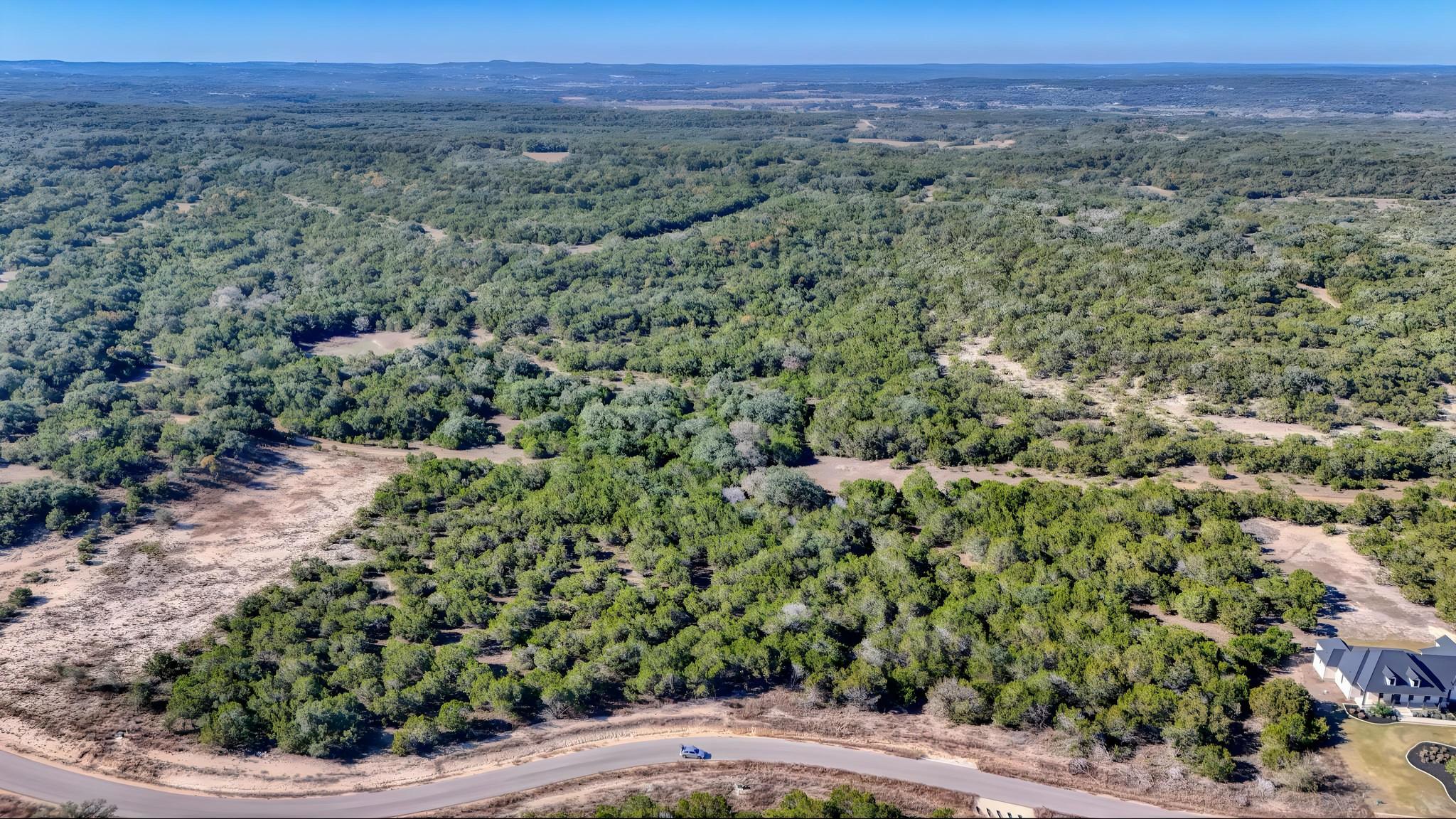 listing main picture