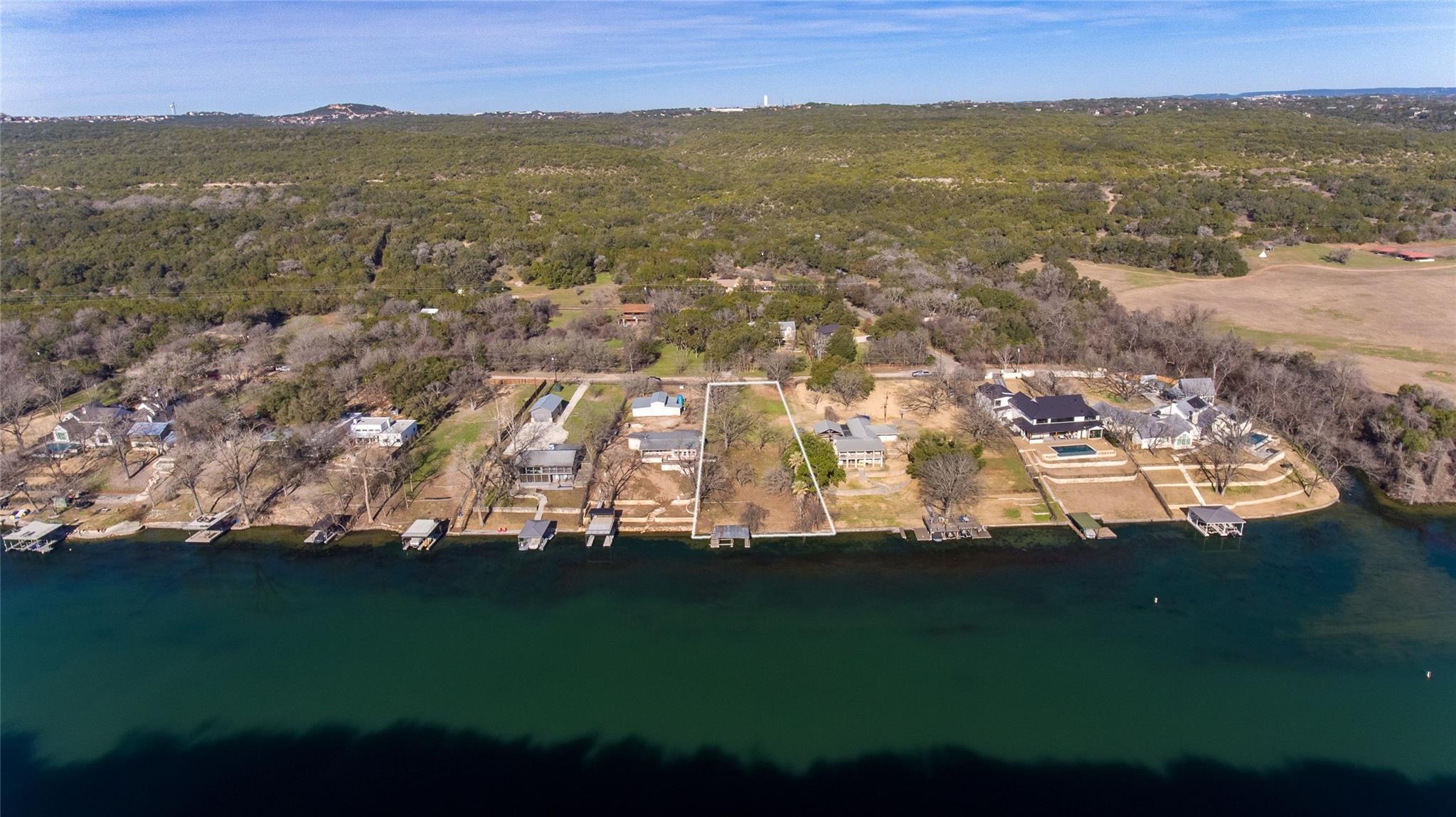 listing main picture