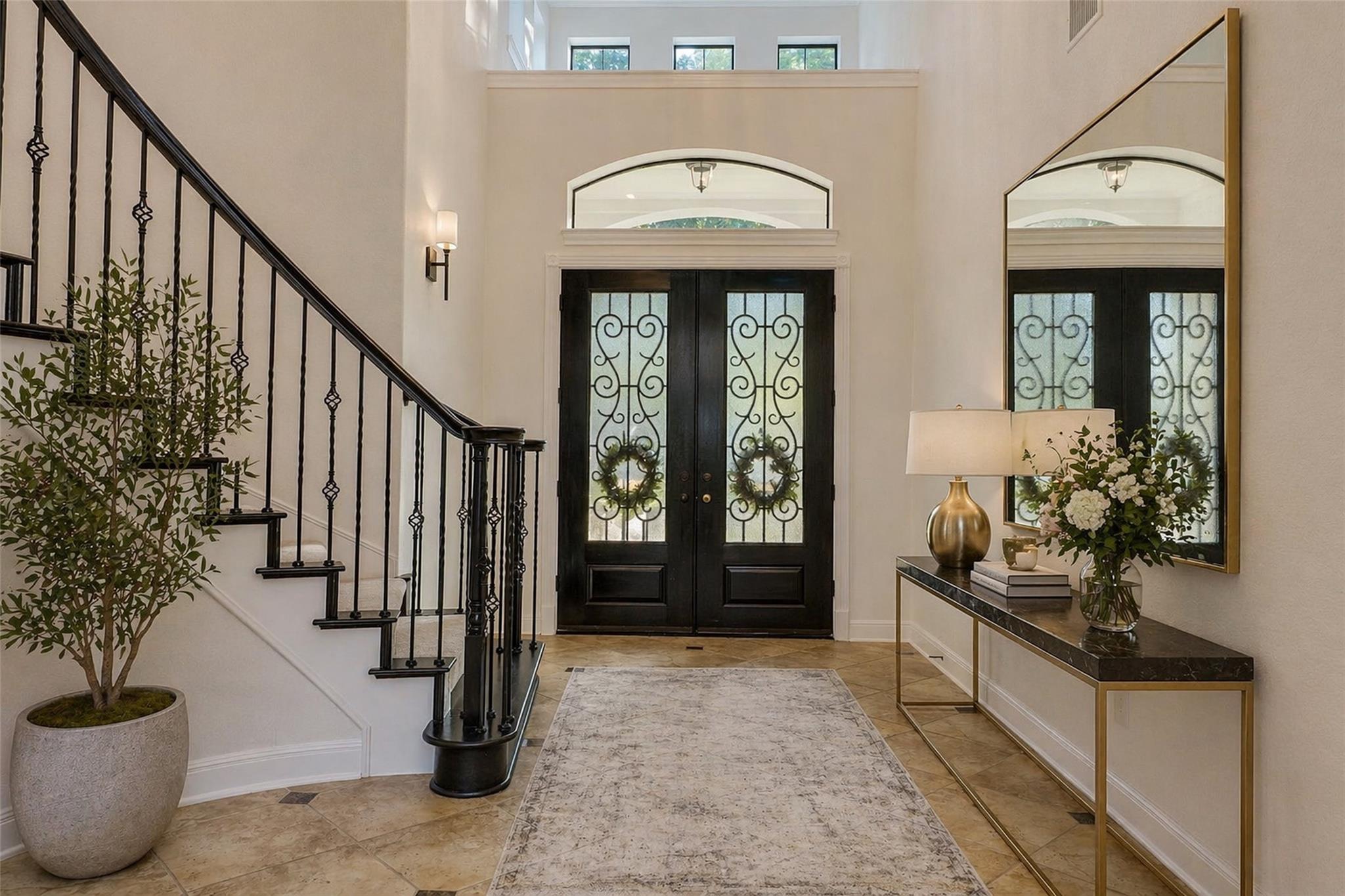 listing main picture