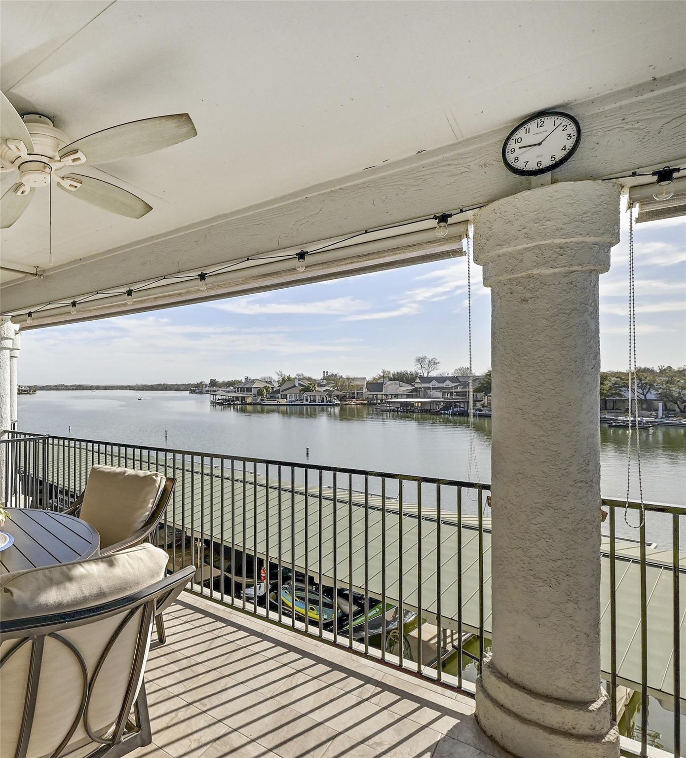 listing main picture