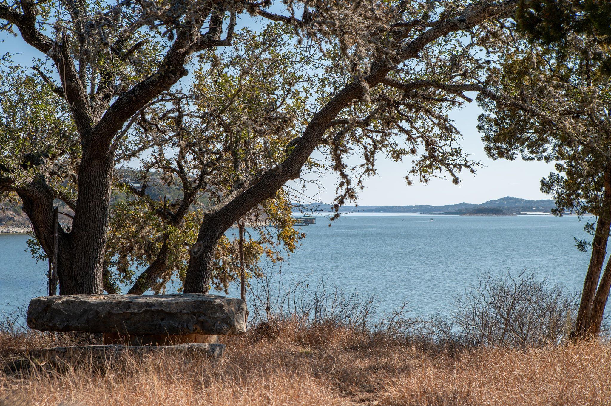 listing main picture