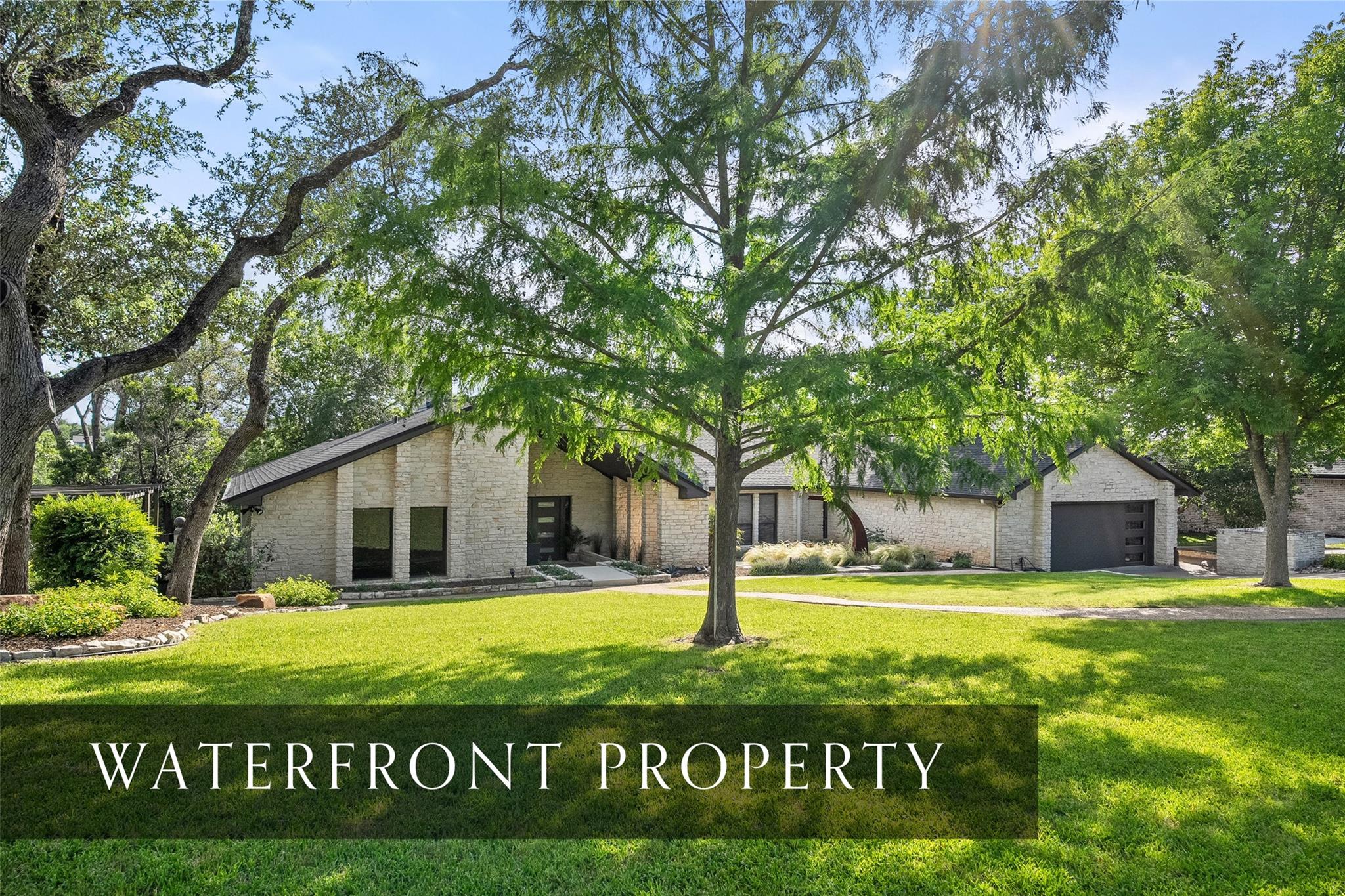 listing main picture