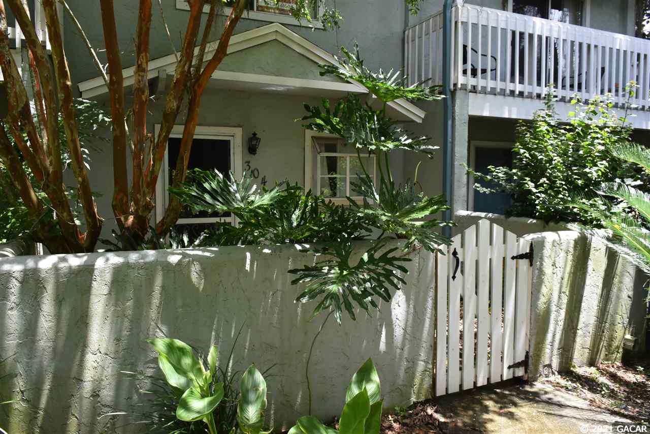 listing main picture