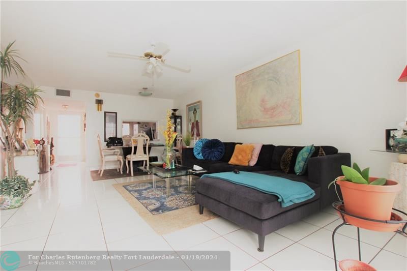listing main picture