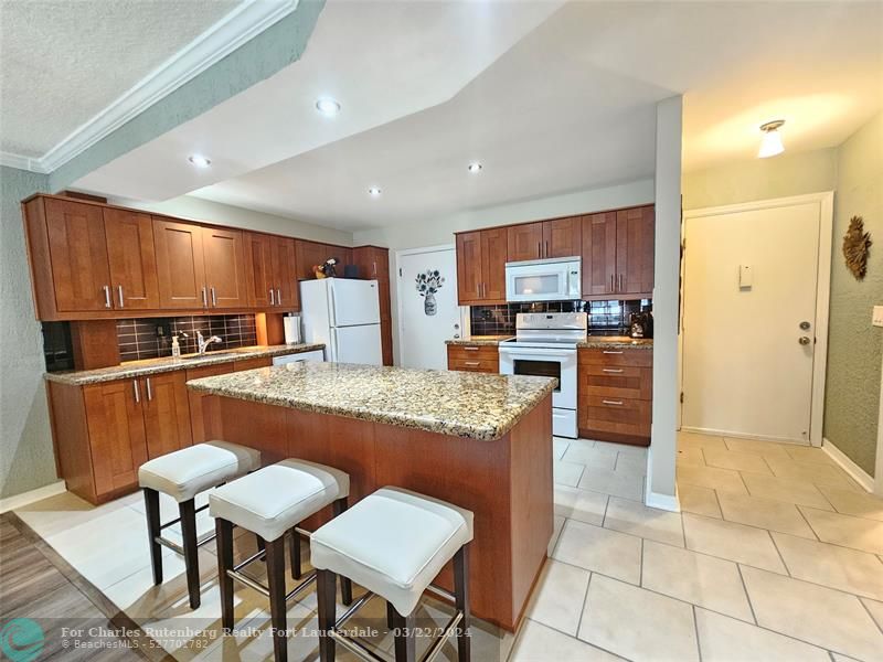 listing main picture