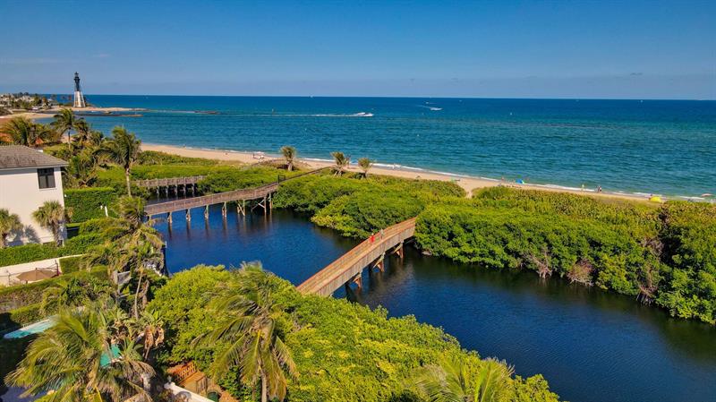 listing main picture