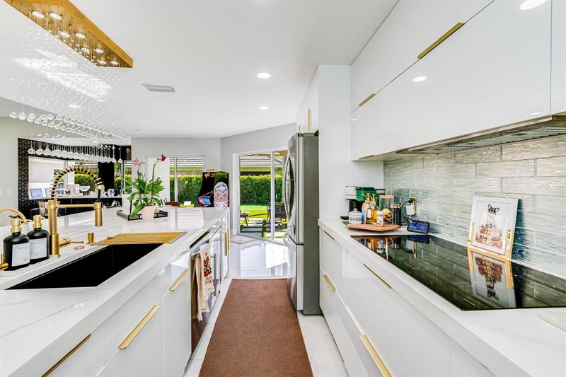 listing main picture