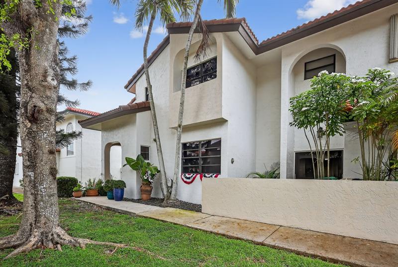 listing main picture