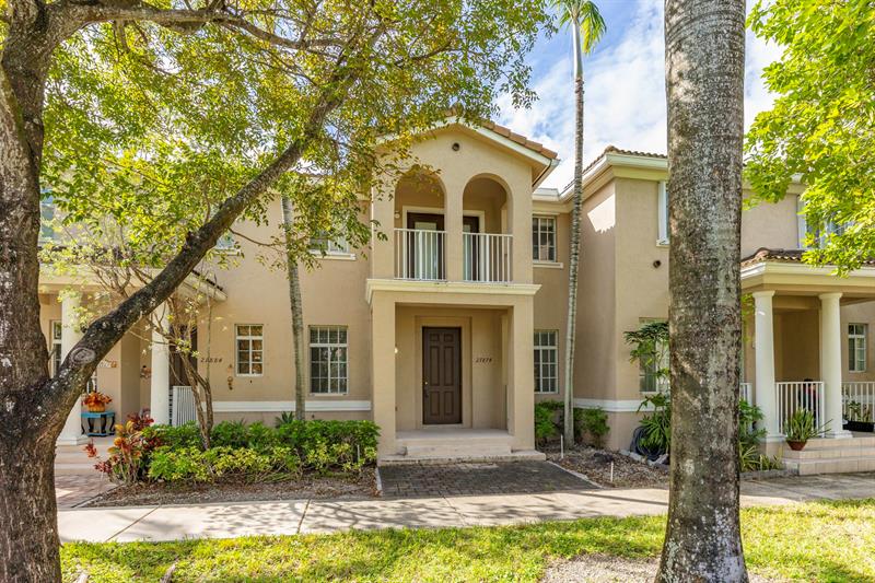 listing main picture