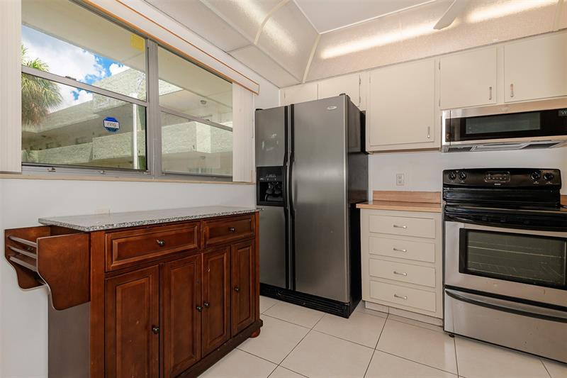 listing main picture