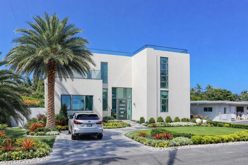 listing main picture