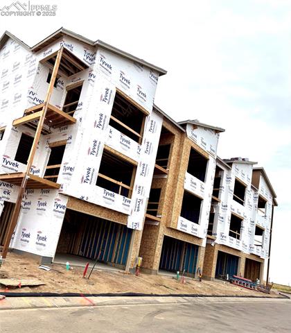 listing main picture