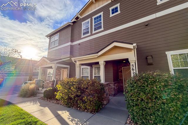 listing main picture