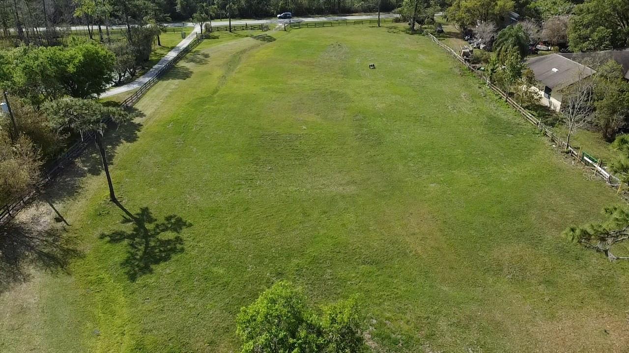 listing main picture