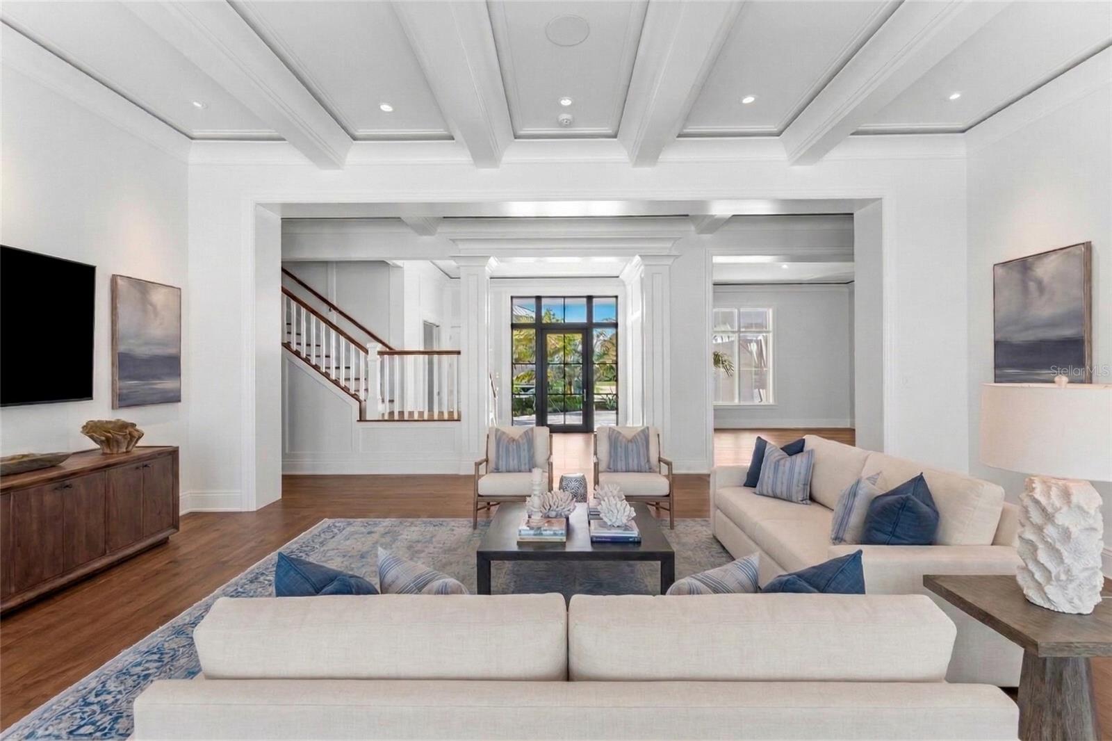 listing main picture