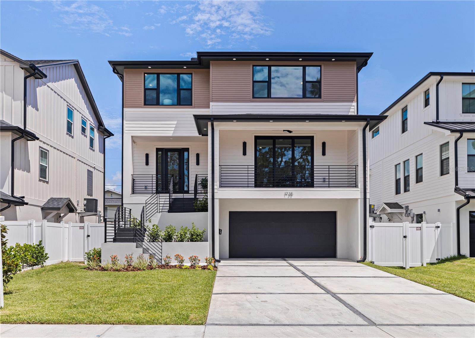 listing main picture