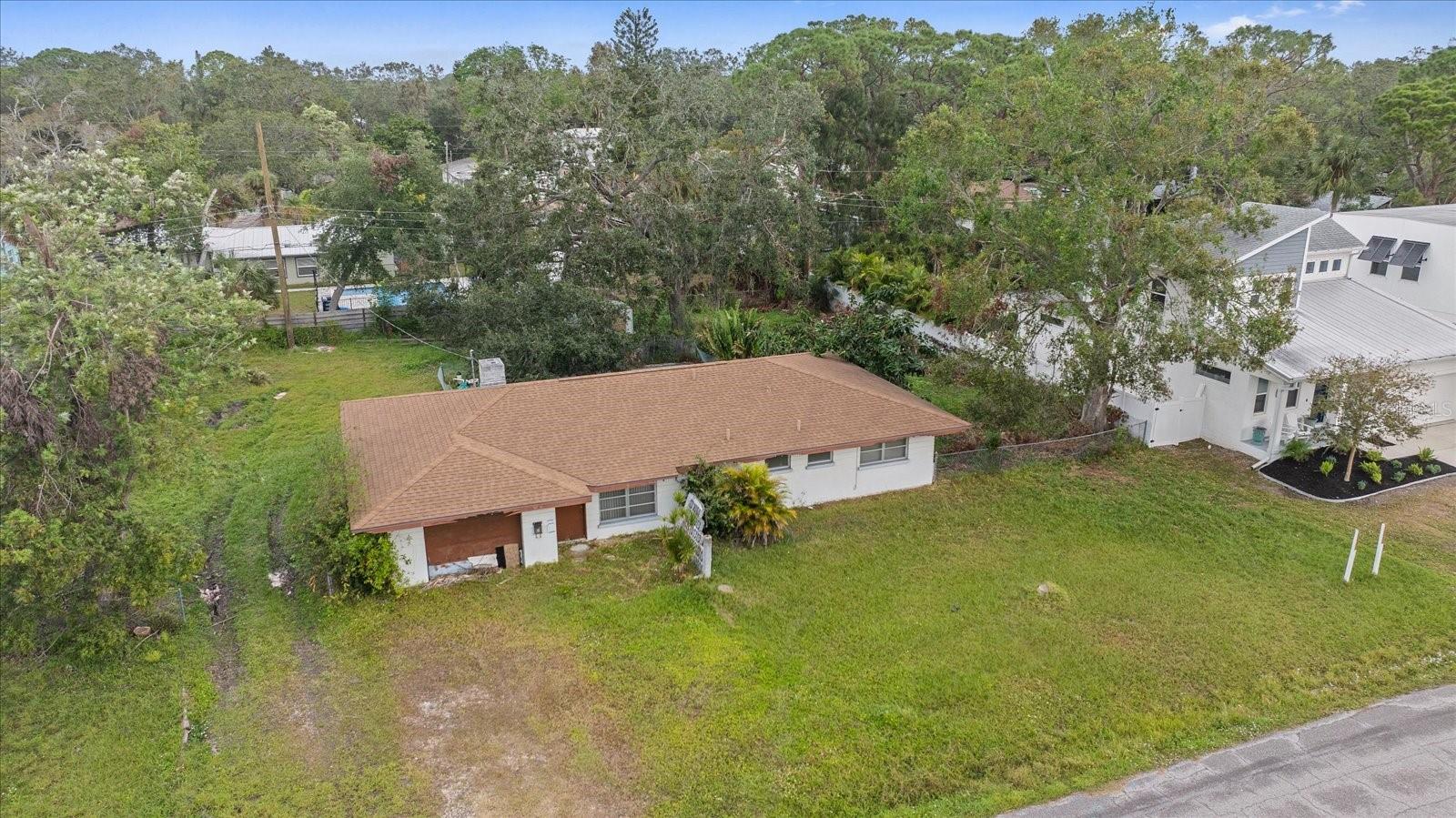 listing main picture