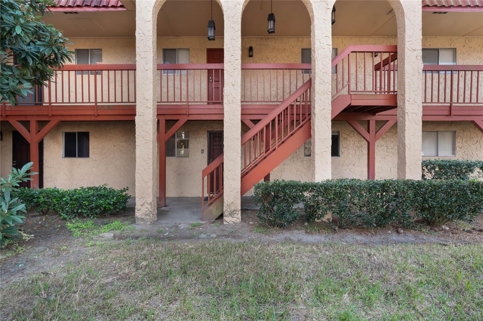 listing main picture