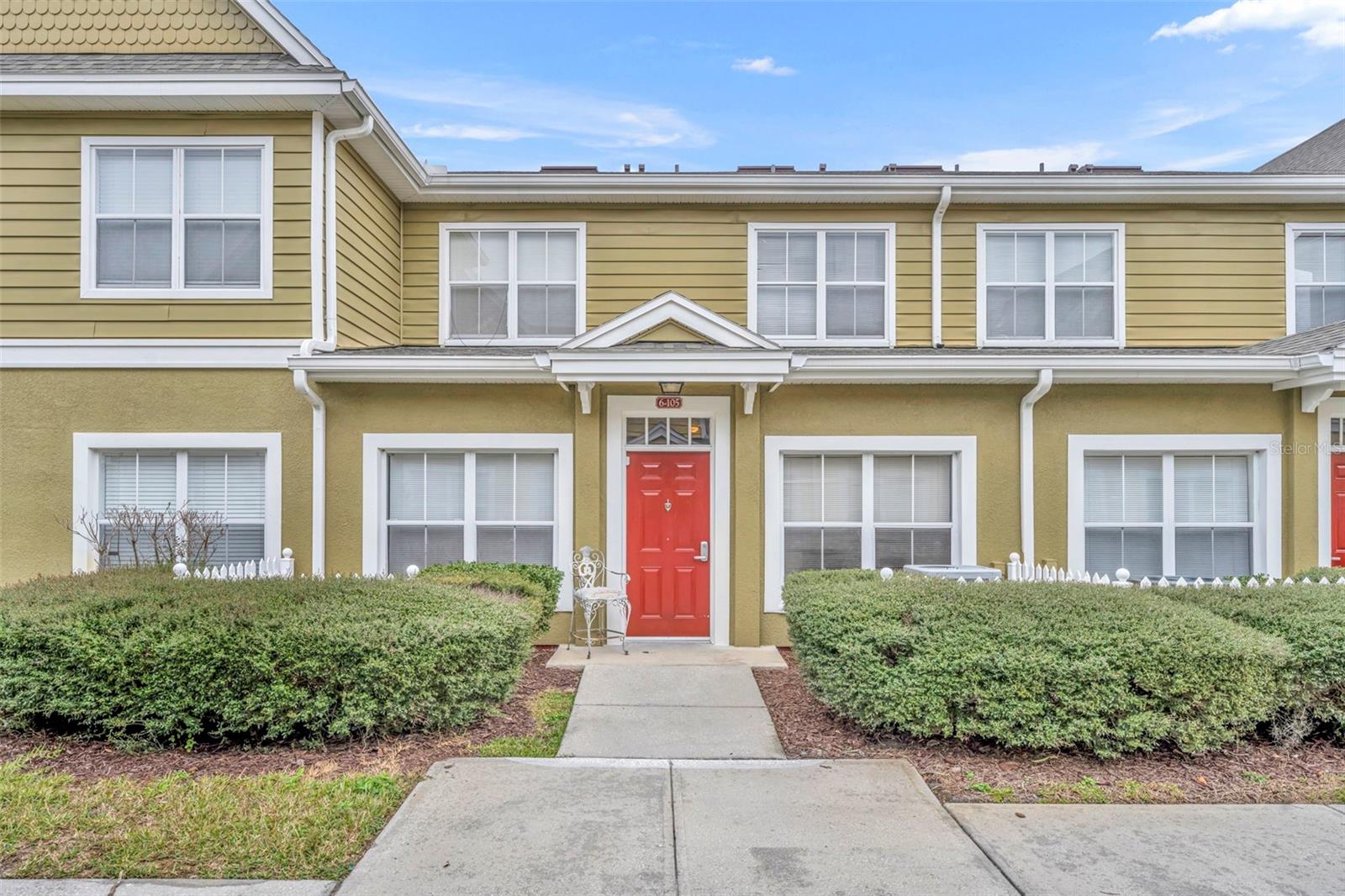 listing main picture