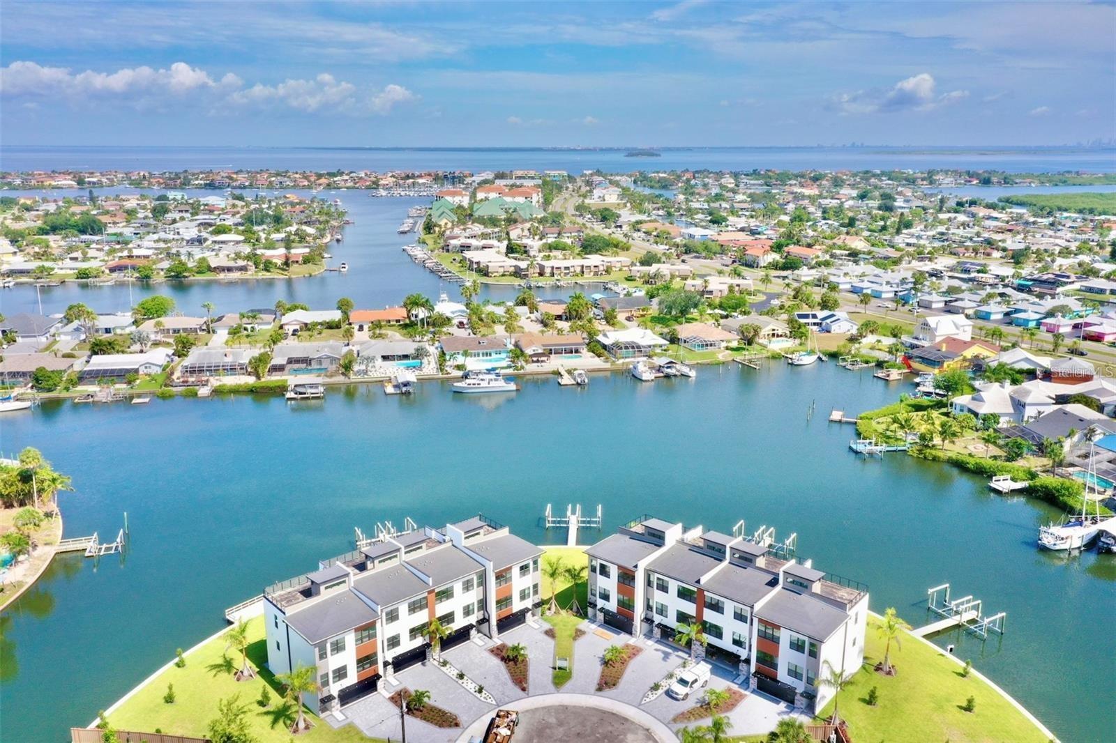 listing main picture