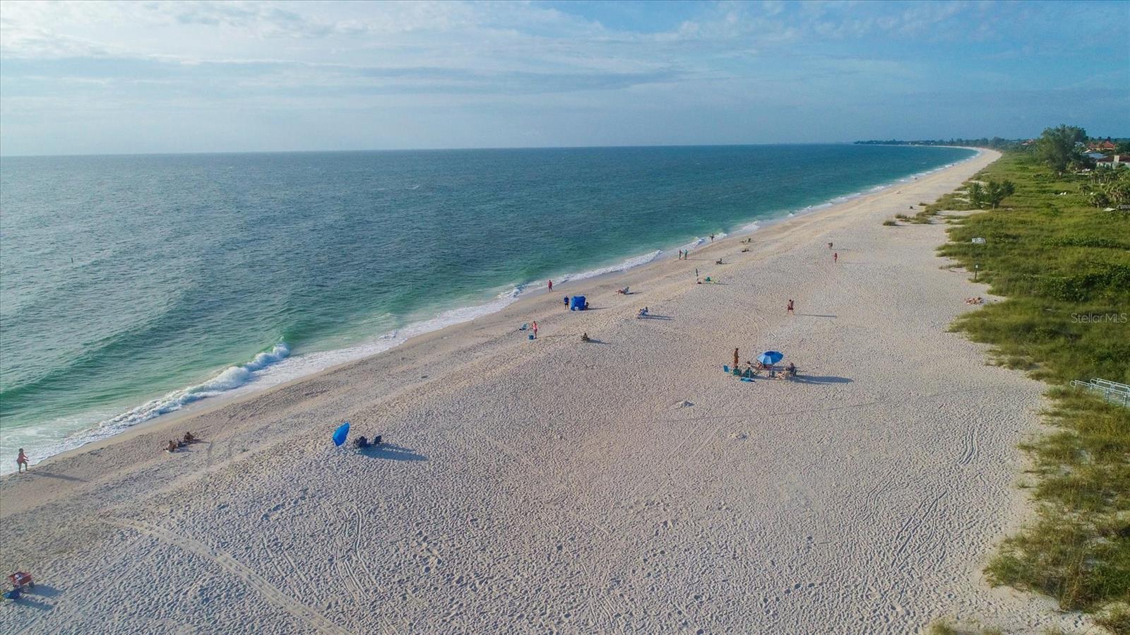 listing main picture