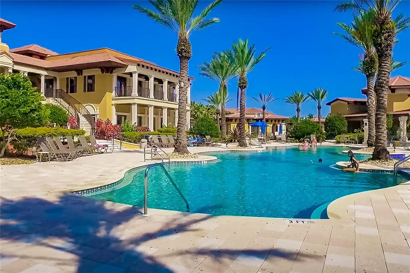 listing main picture