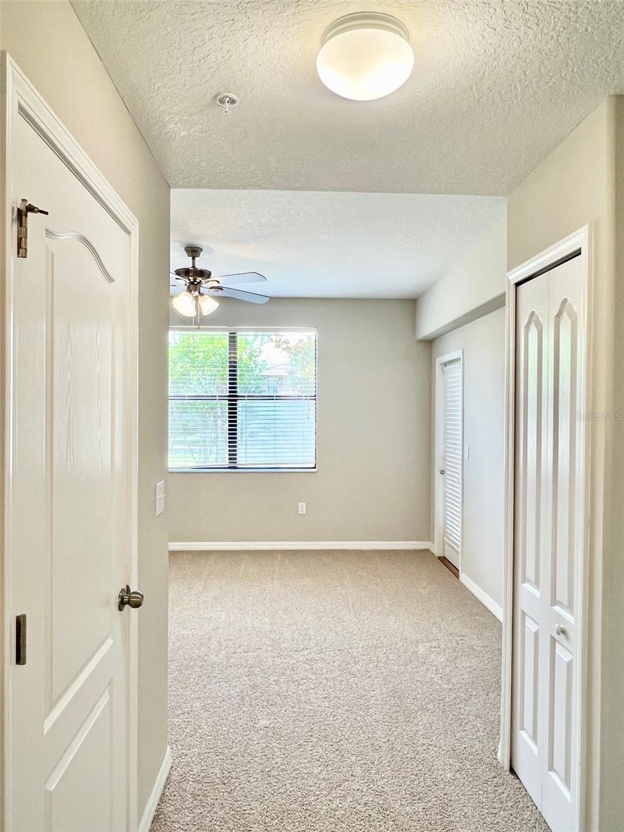 listing main picture