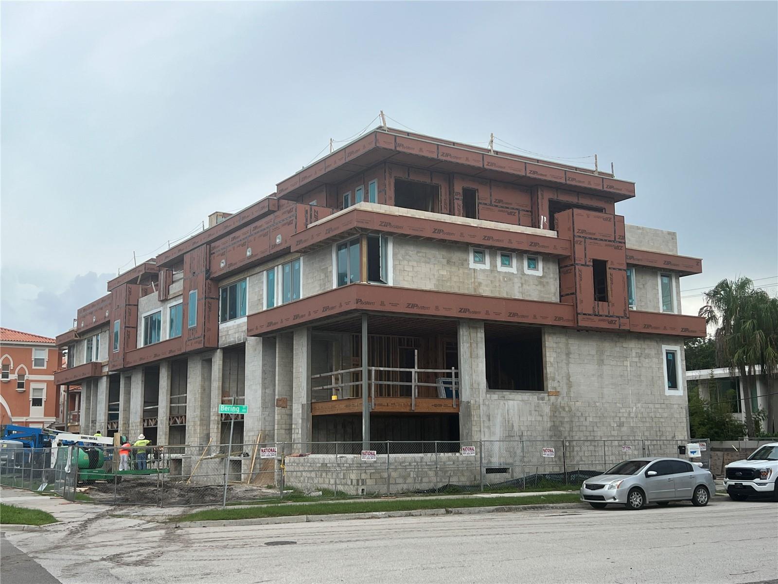 listing main picture