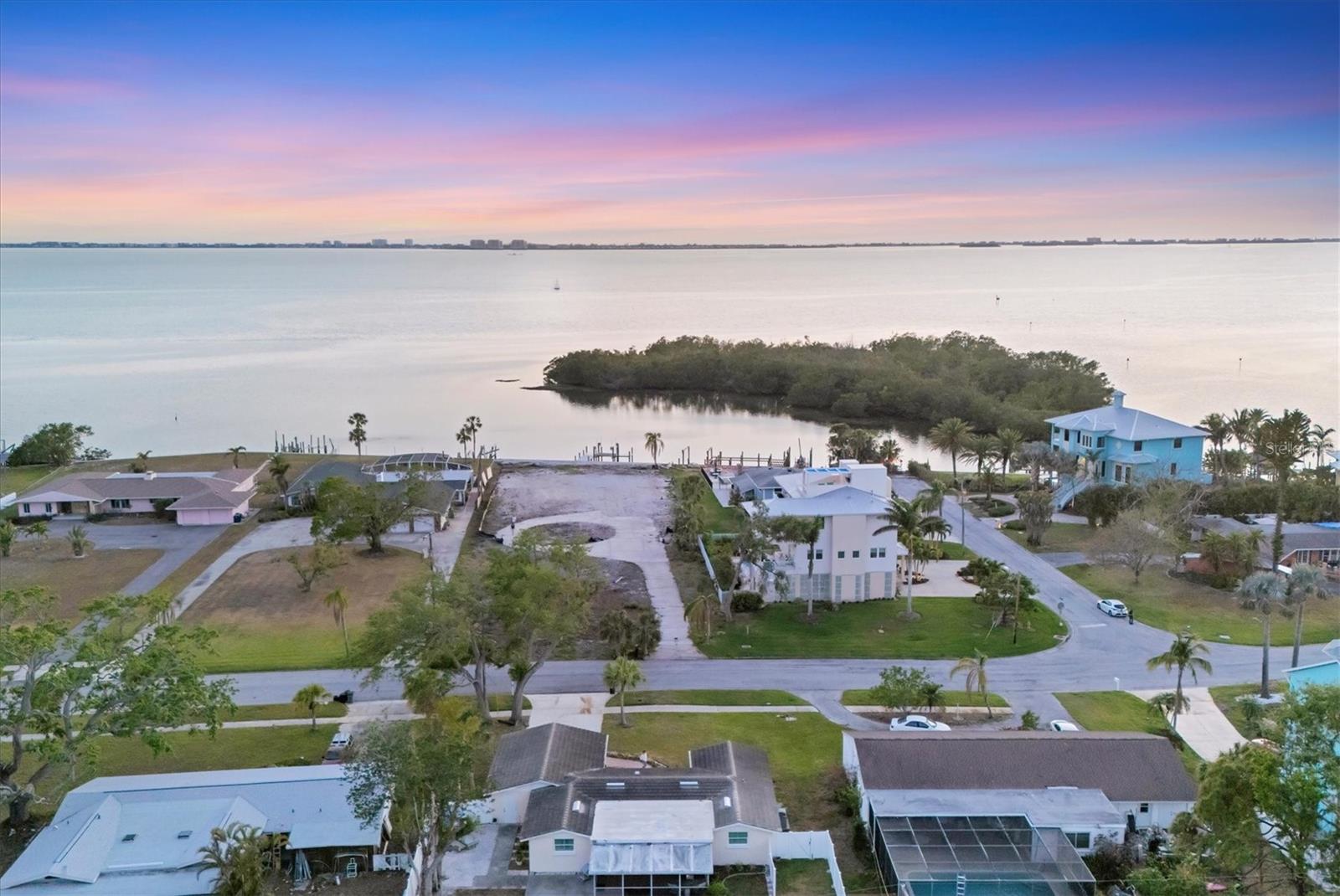 listing main picture