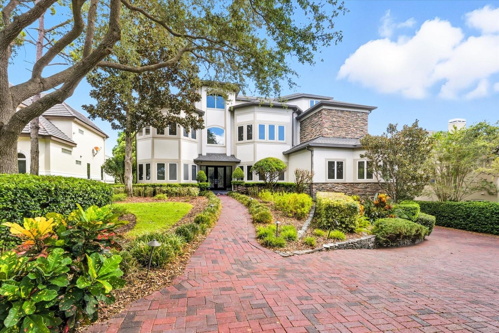 listing main picture