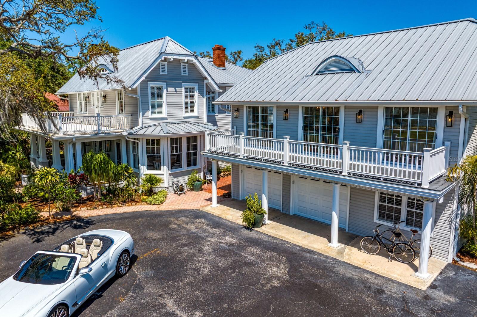 listing main picture