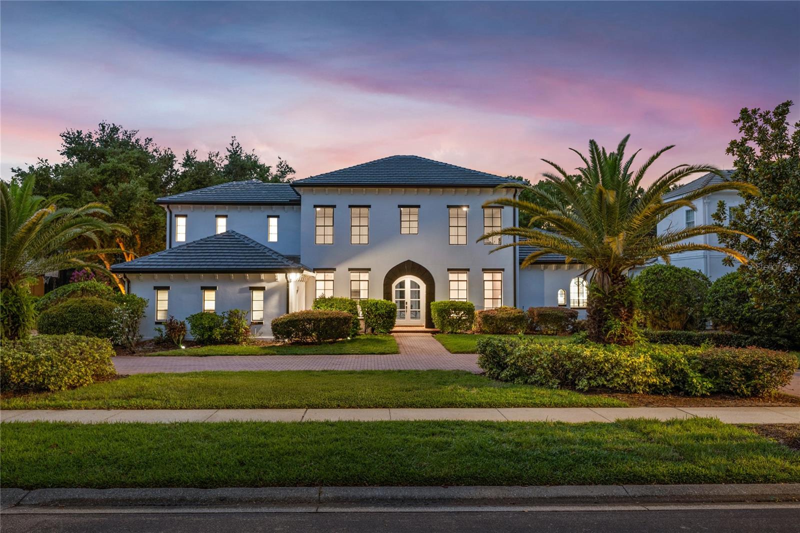 listing main picture