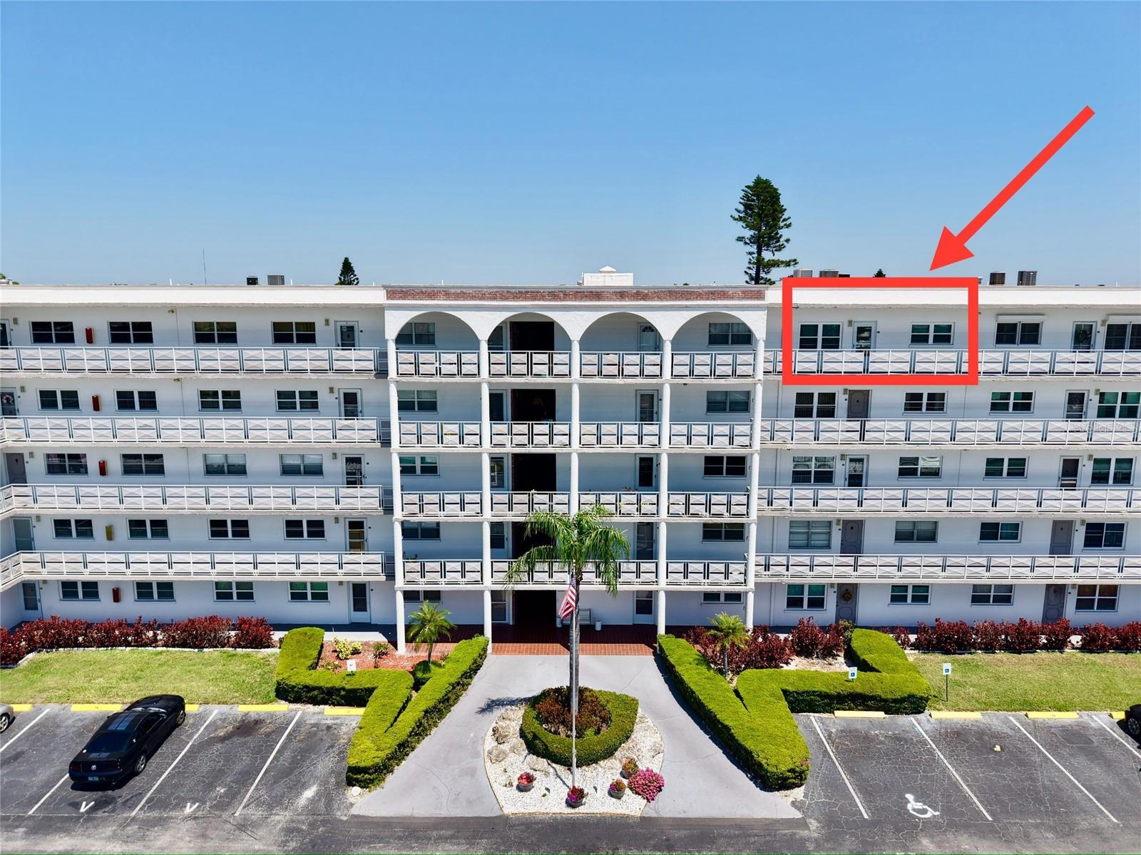 listing main picture