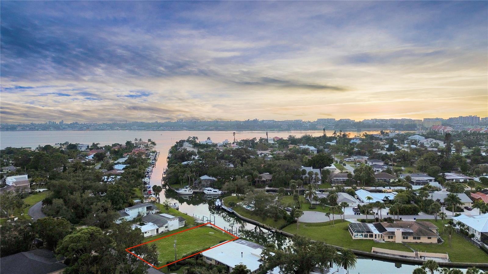 listing main picture